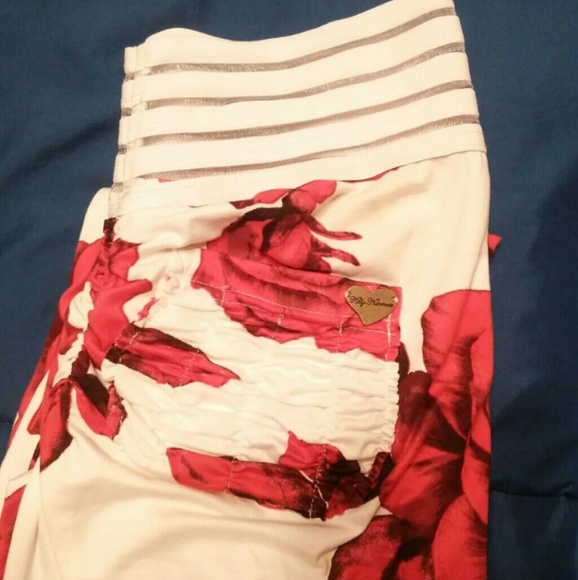 Cute Booty Lounge Leggings - Picture 2 of 5